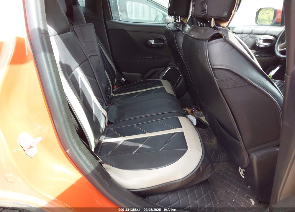 2015 JEEP RENEGADE VIN: ZACCJBBT1FPB29610