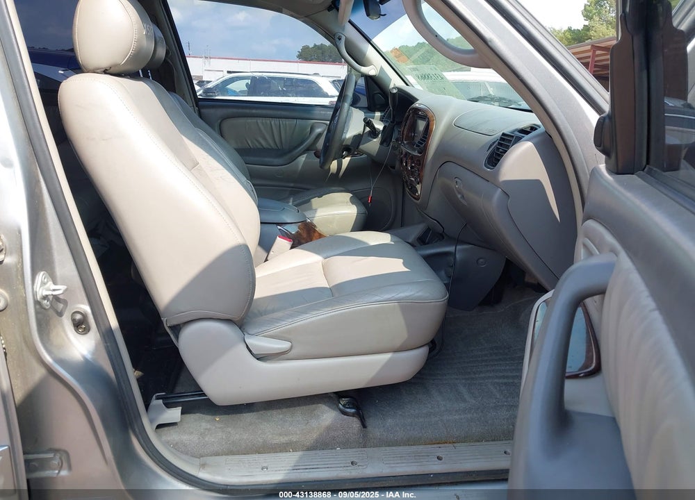 2006 TOYOTA TUNDRA SR5 V8 VIN: 5TBDT44116S518443