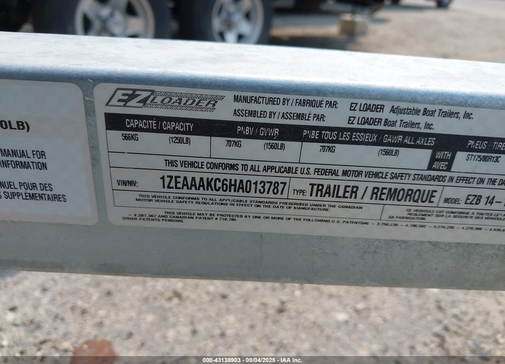 2017 EZL LOADER EZB14-17 BUNK TRAILE VIN: 1ZEAAAKC6HA013787