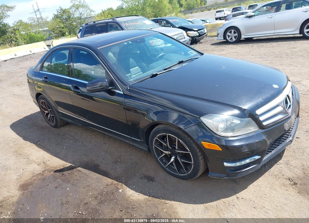 2013 MERCEDES-BENZ C 300 SPORT 4MATIC VIN: WDDGF8AB9DR301546