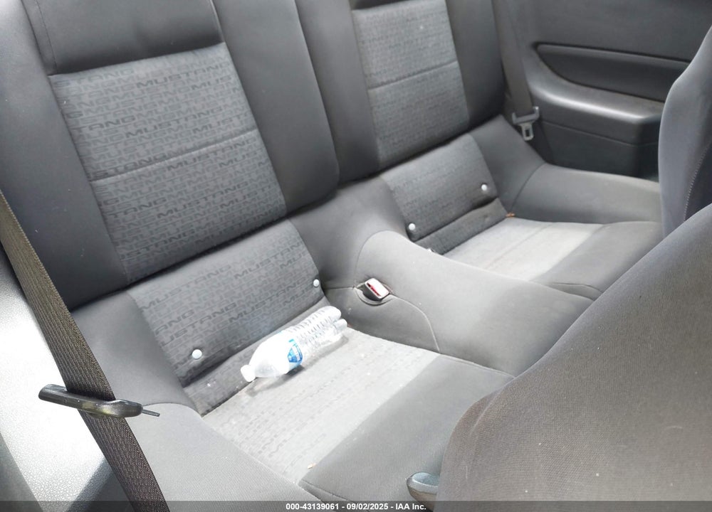 2006 FORD MUSTANG V6 VIN: 1ZVFT80N265260274