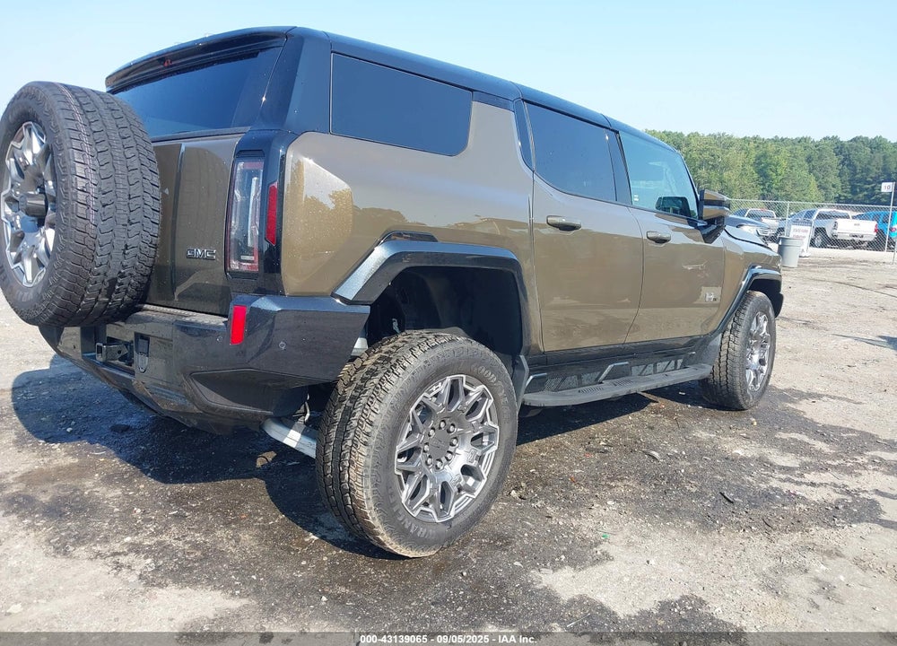 2024 GMC HUMMER EV VIN: 1GKB0RDC4RU107144