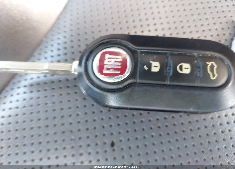 2014 FIAT 500L VIN: ZFBCFACH9EZ008865