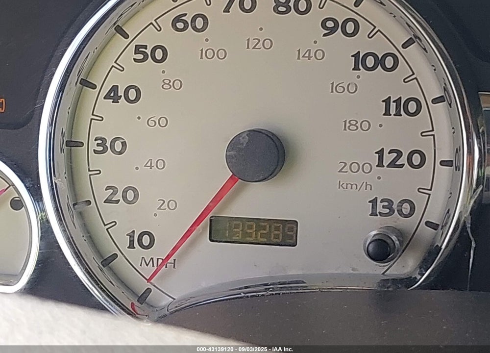 2007 SATURN VUE 4 CYL VIN: 5GZCZ33D17S845732