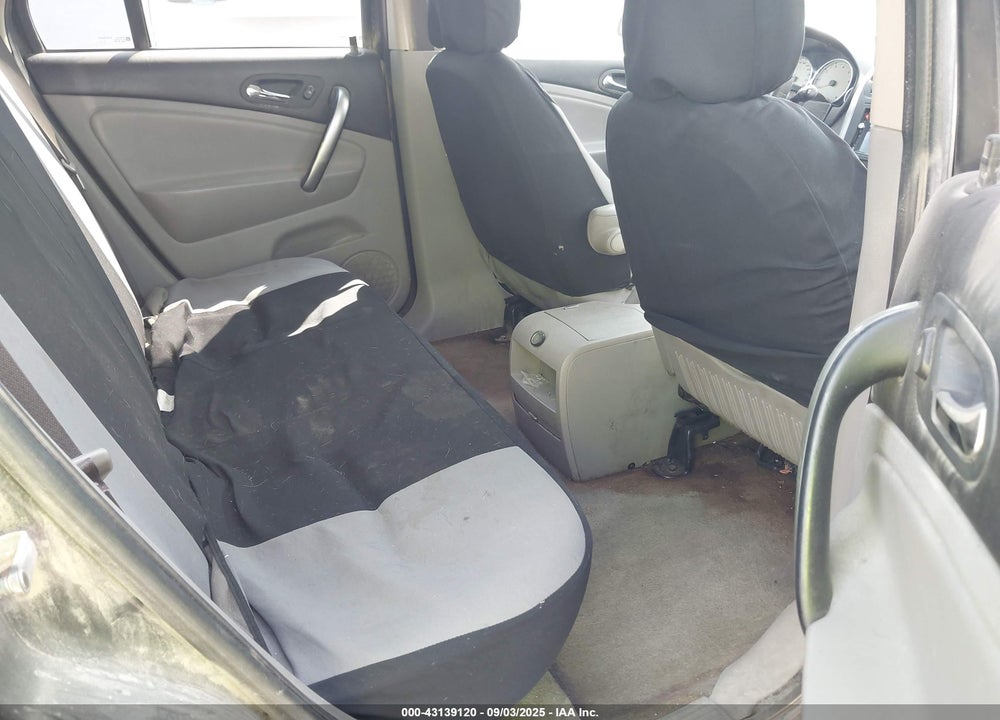 2007 SATURN VUE 4 CYL VIN: 5GZCZ33D17S845732