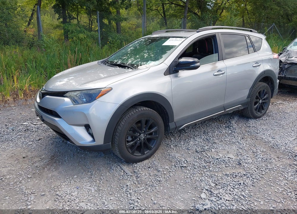 2018 TOYOTA RAV4 VIN: 2T3RFREV8JW803084