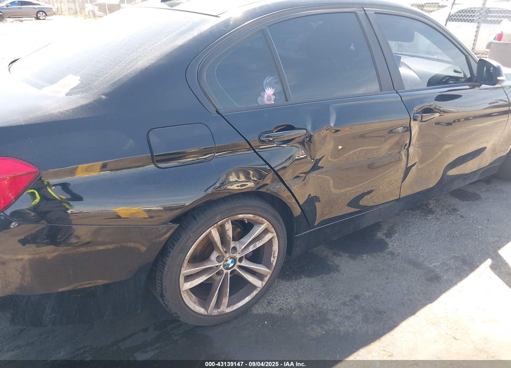 2016 BMW 3 SERIES VIN: WBA8E1G53GNU12192