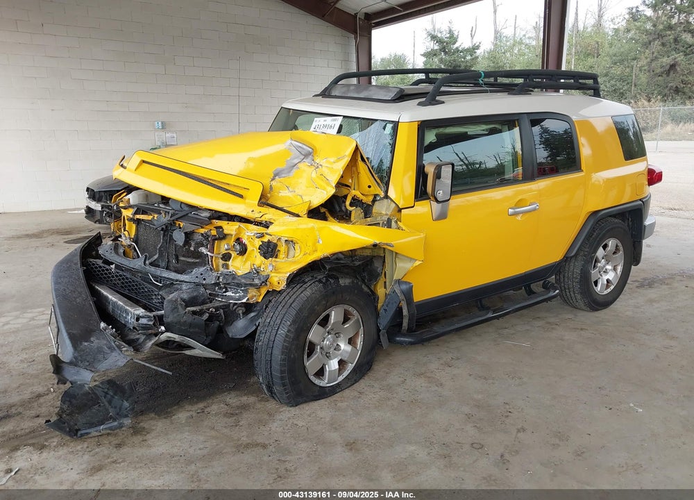 2007 CRUISER TOYOTA FJ VIN: JTEBU11FX70072772