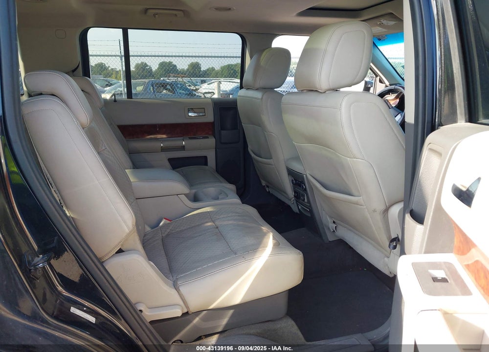 2010 FORD FLEX VIN: 2FMGK5DC0ABA74430