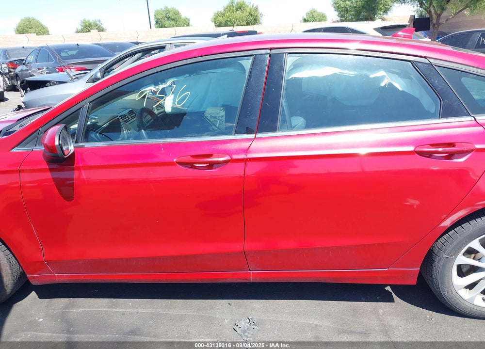2020 FORD FUSION SE VIN: 3FA6P0HD2LR113553