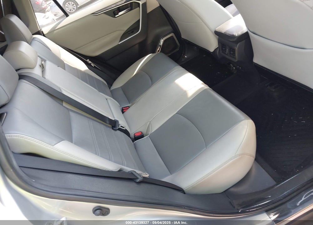 2020 TOYOTA RAV4 VIN: 2T3C1RFV6LW083242