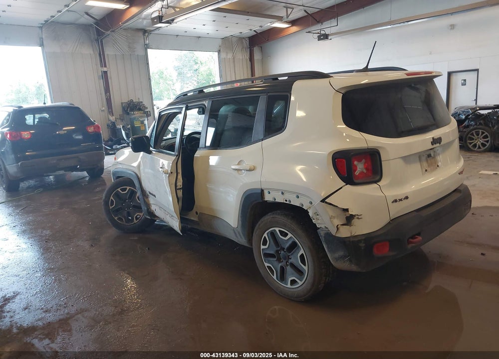 2017 JEEP RENEGADE TRAILHAWK 4X4 VIN: ZACCJBCB1HPE86567