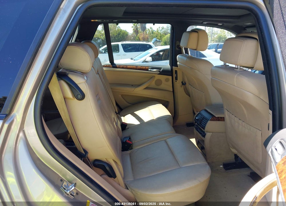 2008 BMW X5 4.8I VIN: 5UXFE83568L162595