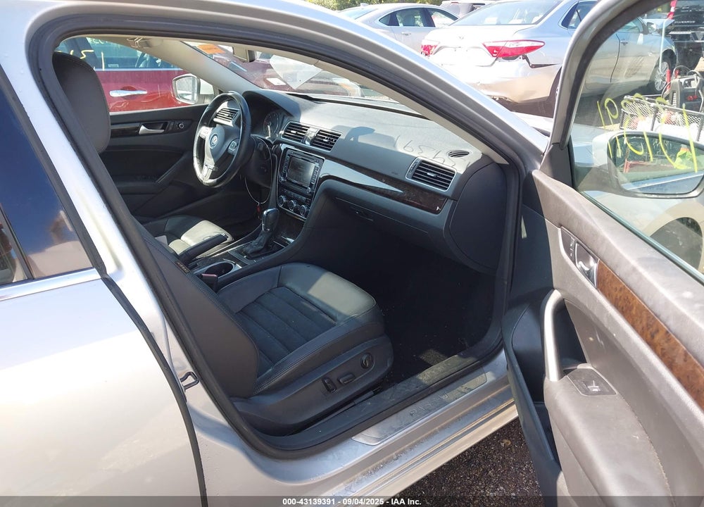2014 VOLKSWAGEN PASSAT VIN: 1VWCN7A36EC047343