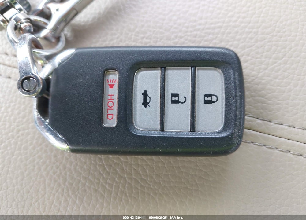 2013 HONDA ACCORD EX-L V-6 VIN: 1HGCR3F8XDA003555