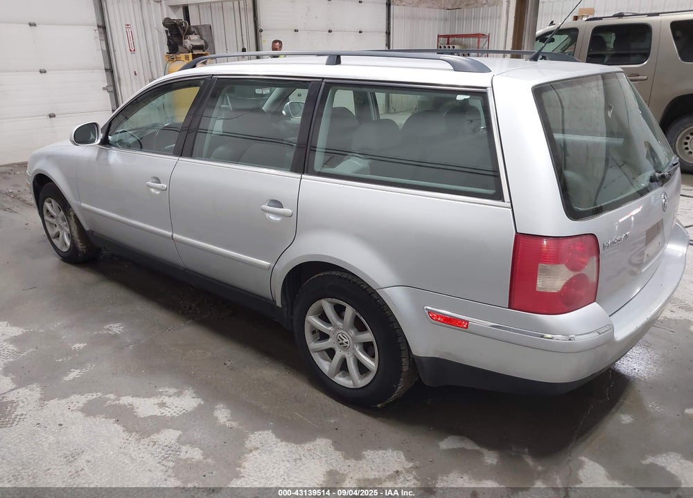 2004 VOLKSWAGEN PASSAT GLS VIN: WVWVD63B04E187324