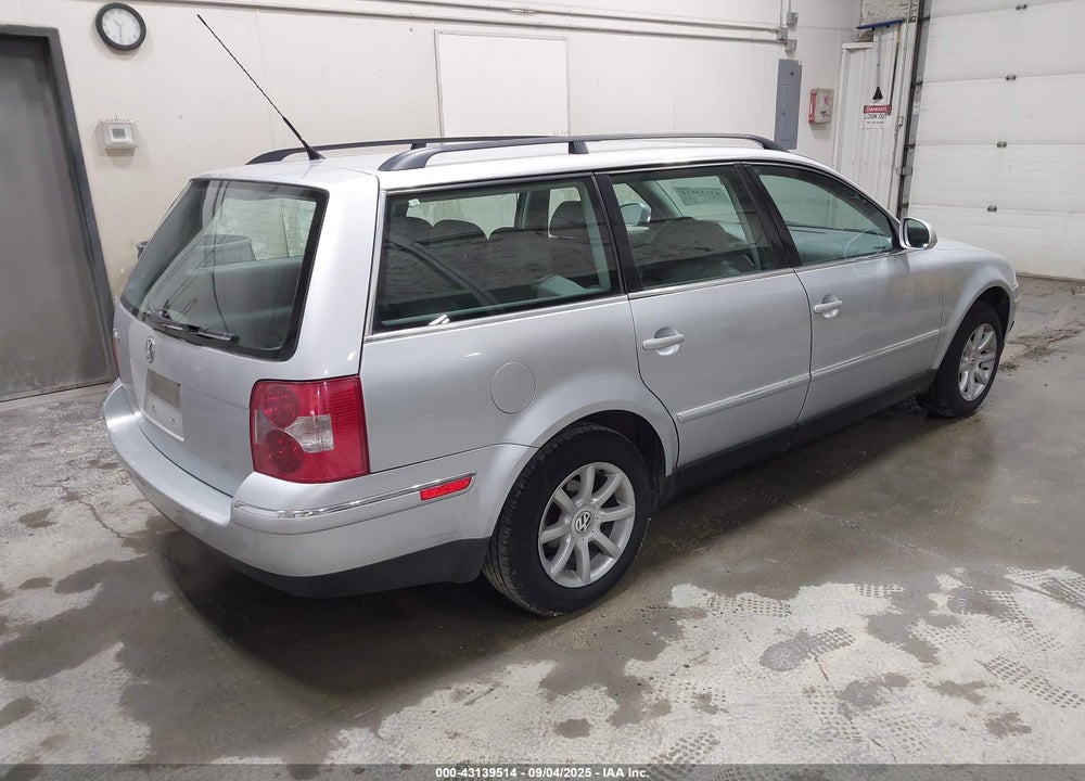 2004 VOLKSWAGEN PASSAT GLS VIN: WVWVD63B04E187324