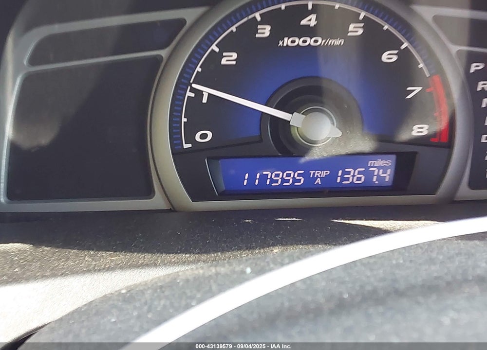 2011 HONDA CIVIC VIN: 2HGFG1B81BH509111