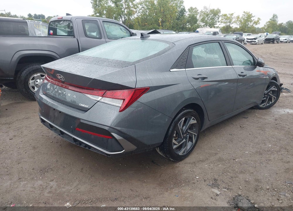 2024 HYUNDAI ELANTRA VIN: KMHLP4DG0RU815050