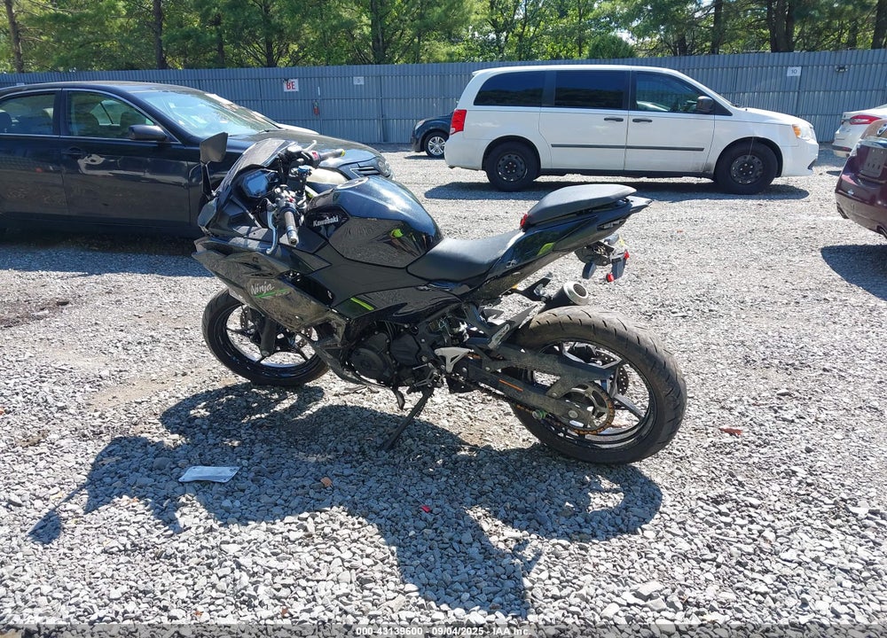 2024 KAWASAKI EX500 H VIN: ML5EXGH15RDA21503