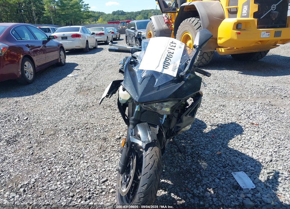 2024 KAWASAKI EX500 H VIN: ML5EXGH15RDA21503