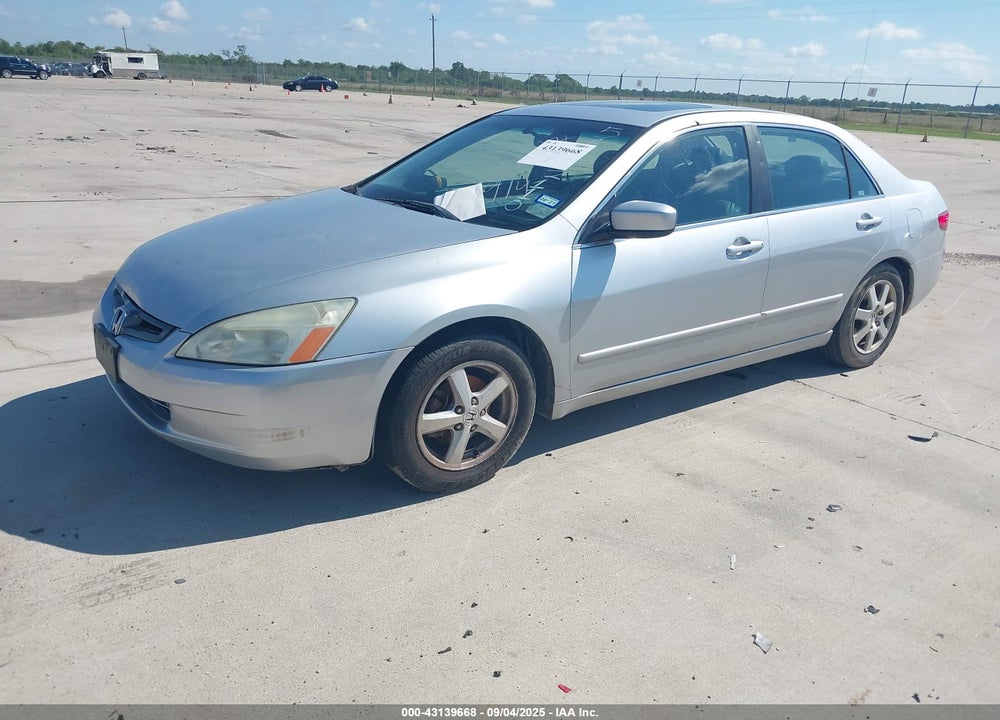 2005 HONDA ACCORD 2.4 EX VIN: 1HGCM56735A032110