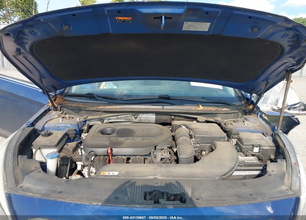 2015 HYUNDAI SONATA VIN: 5NPE34AF6FH182743
