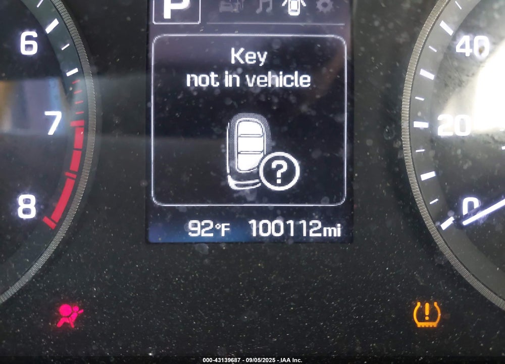 2015 HYUNDAI SONATA VIN: 5NPE34AF6FH182743