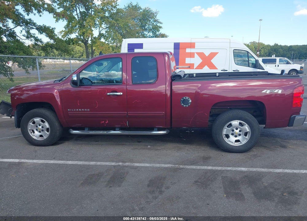 2013 CHEVROLET SILVERADO 1500 LT VIN: 1GCRKSE78DZ184124