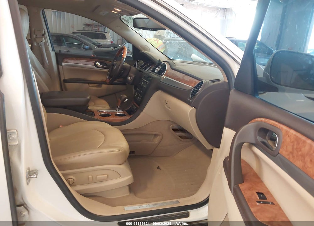 2011 BUICK ENCLAVE VIN: 5GAKVBED0BJ391358