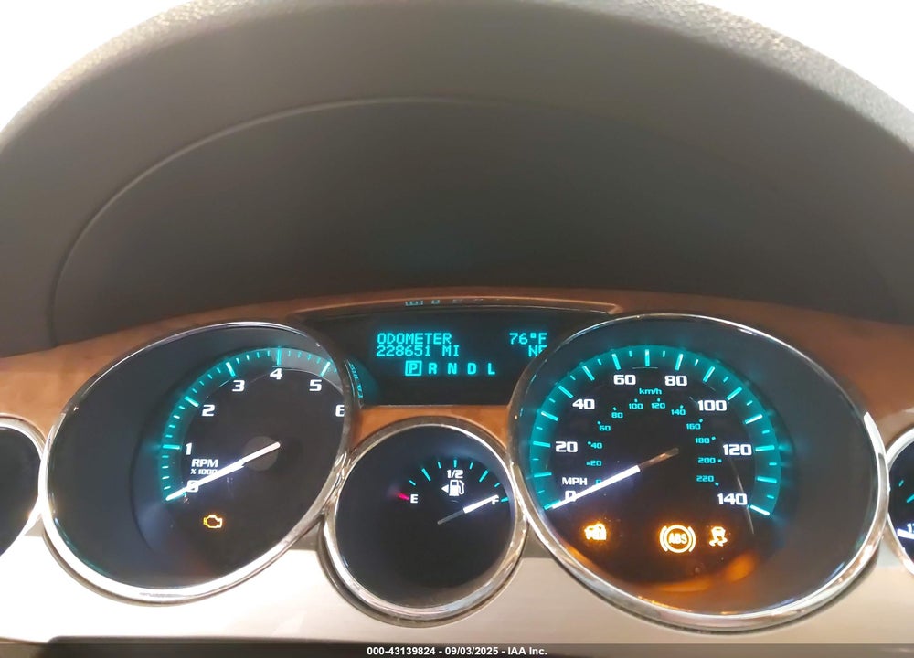 2011 BUICK ENCLAVE VIN: 5GAKVBED0BJ391358