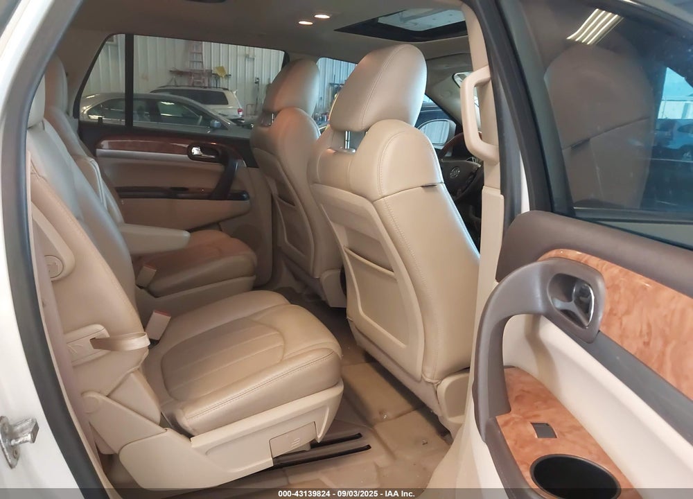 2011 BUICK ENCLAVE VIN: 5GAKVBED0BJ391358