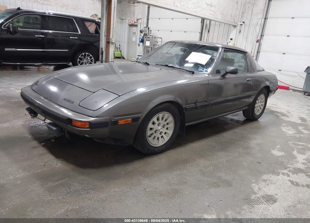 1984 MAZDA RX7 13B VIN: JM1FB3326E0802384