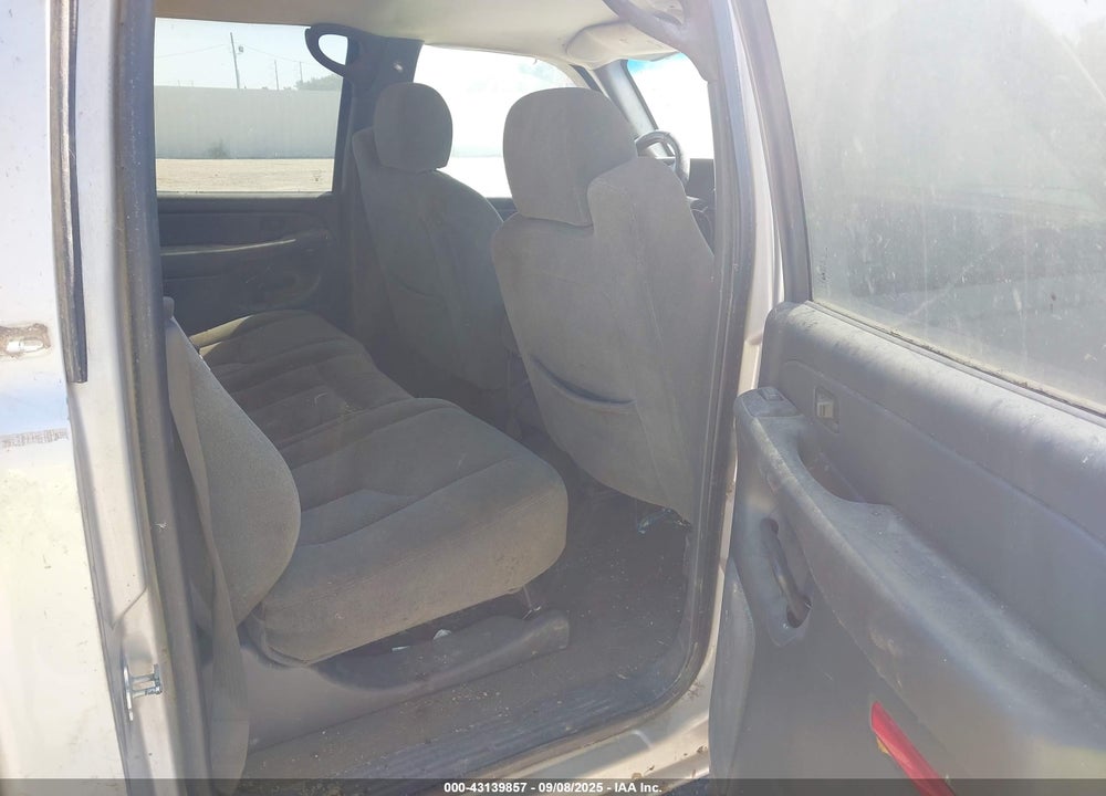 2004 CHEVROLET SILVERADO 2500 LS VIN: 1GCGC23U54F251213