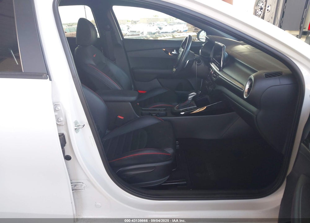 2023 KIA FORTE GT VIN: 3KPF44AC6PE597946