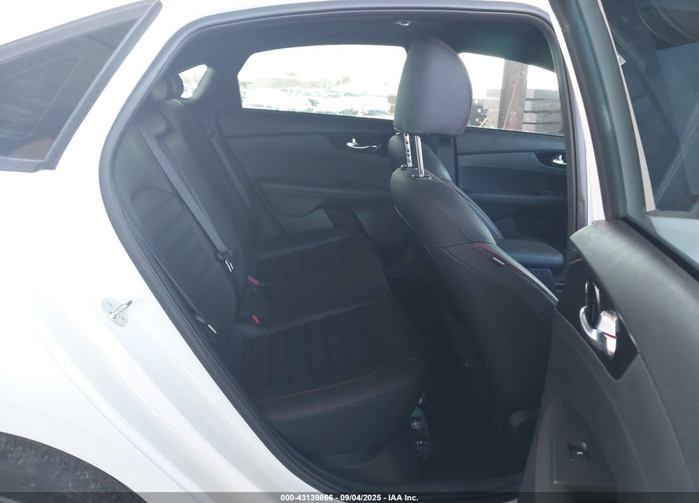 2023 KIA FORTE GT VIN: 3KPF44AC6PE597946