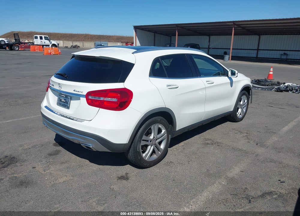 2015 MERCEDES-BENZ GLA-CLASS VIN: WDCTG4GB0FJ178656
