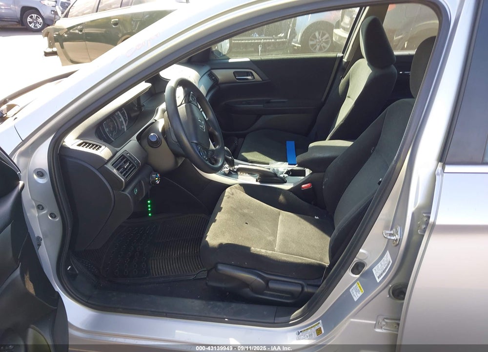2013 HONDA ACCORD LX VIN: 1HGCR2F36DA257584