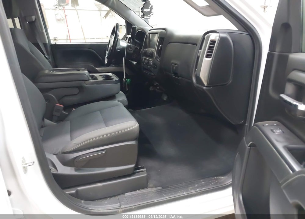 2018 CHEVROLET SILVERADO 1500 VIN: 3GCUKREC9JG647626