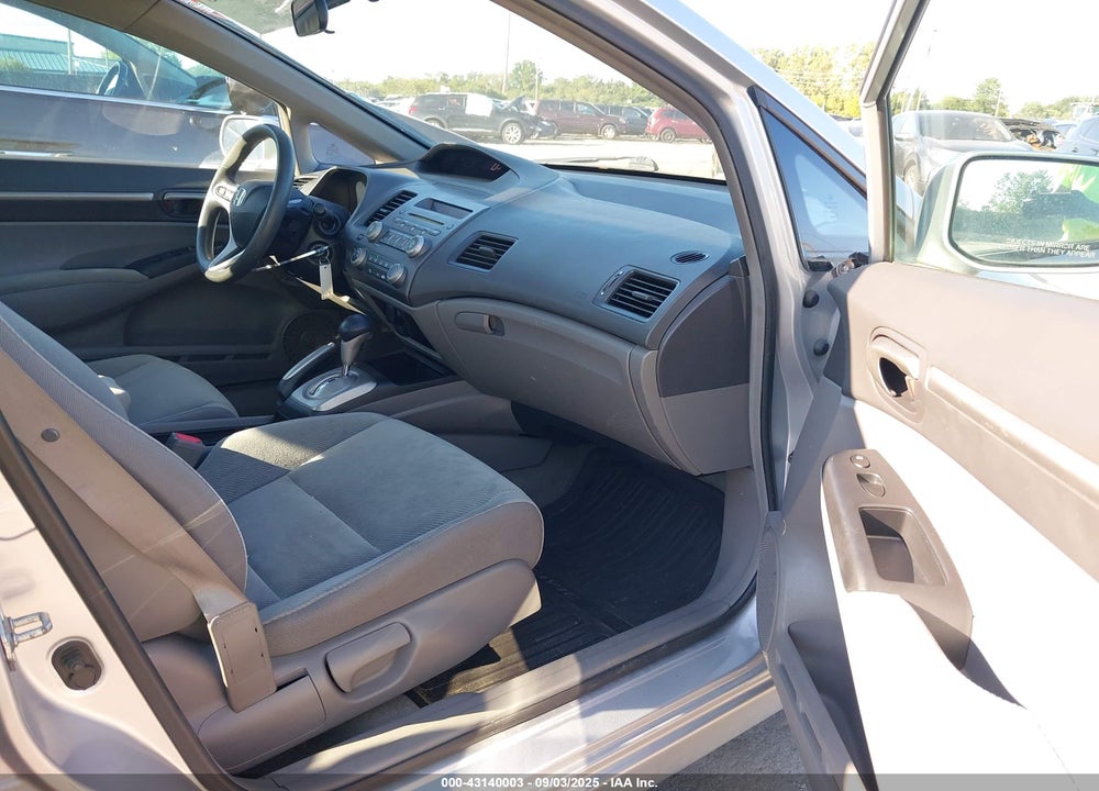 2010 HONDA CIVIC VIN: 19XFA1F80AE049556