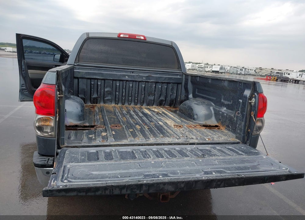 2007 TOYOTA TUNDRA SR5 5.7L V8 VIN: 5TFDV54187X028360