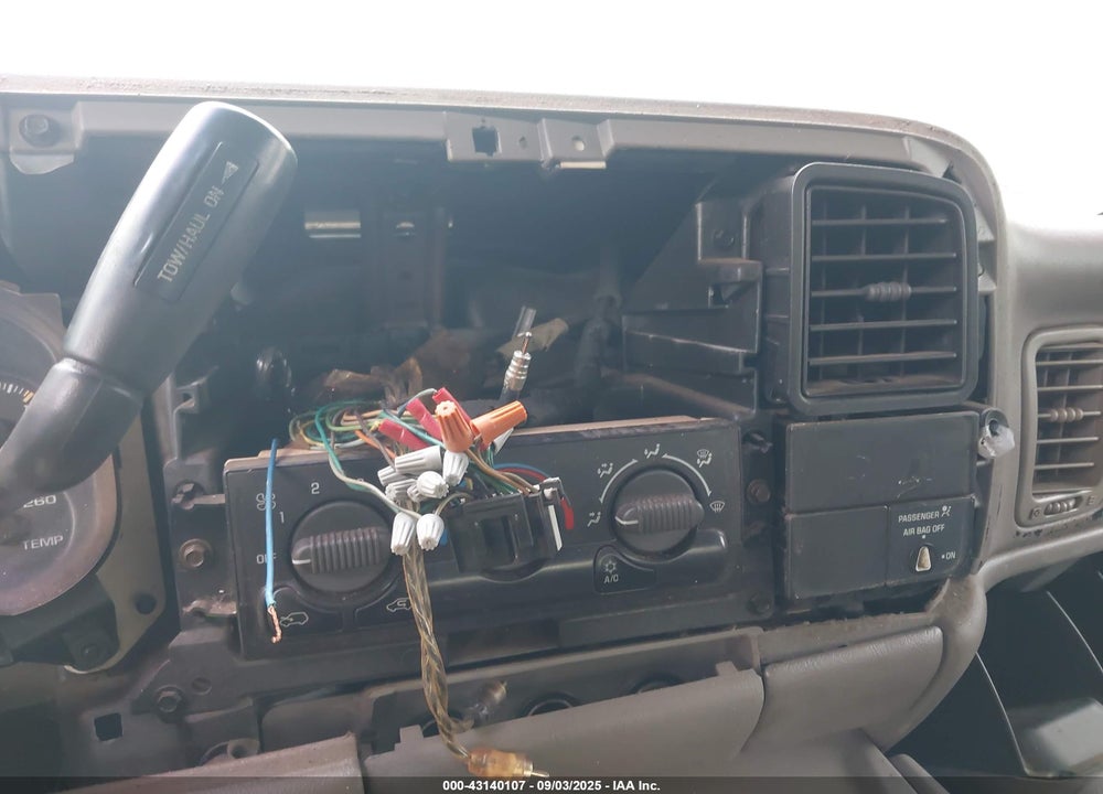 2002 GMC SIERRA 1500 SLE VIN: 2GTEK19T121221780