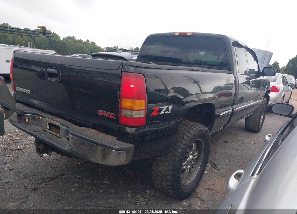 2002 GMC SIERRA 1500 SLE VIN: 2GTEK19T121221780