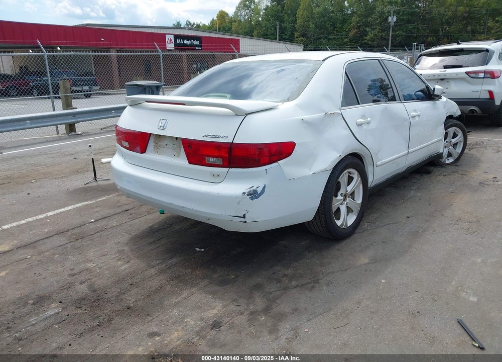 2005 HONDA ACCORD 2.4 LX VIN: 1HGCM56465A118582