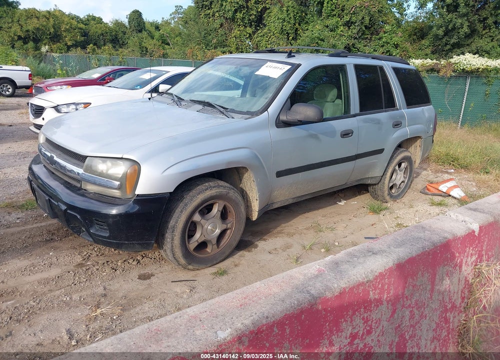 2007 CHEVROLET TRAILBLAZER LS VIN: 1GNDT13S872264116