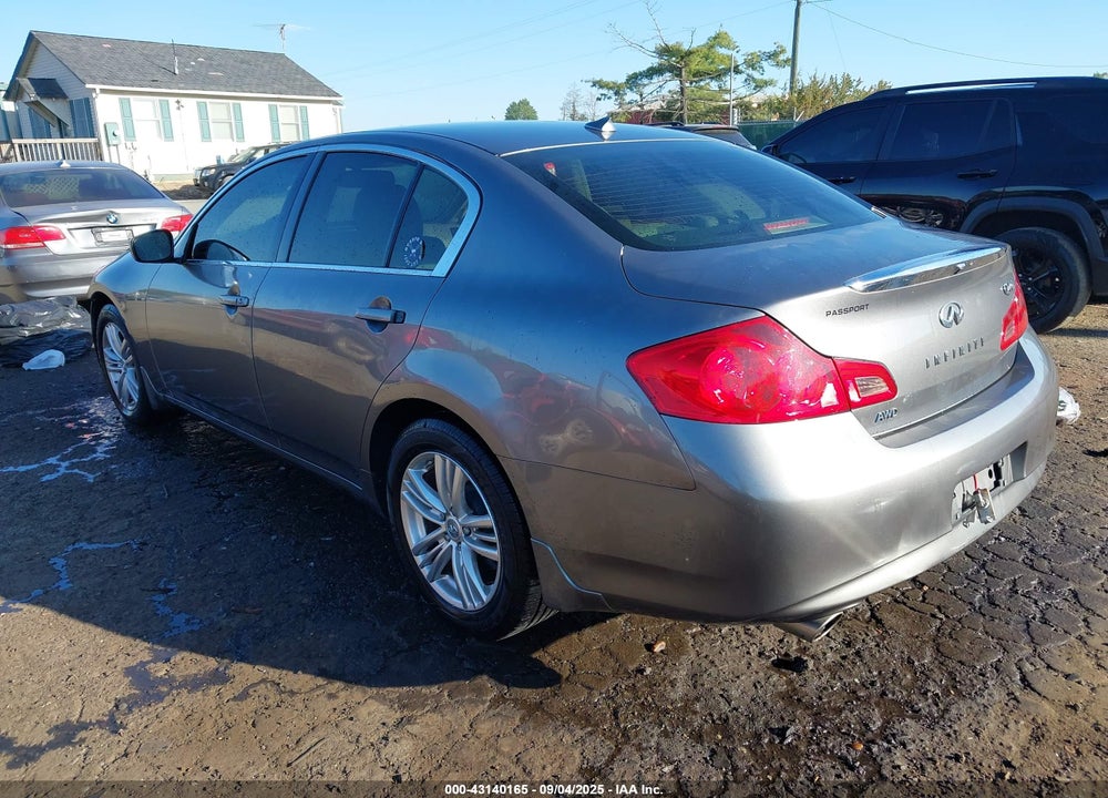2015 INFINITI Q40 VIN: JN1CV6ARXFM650621