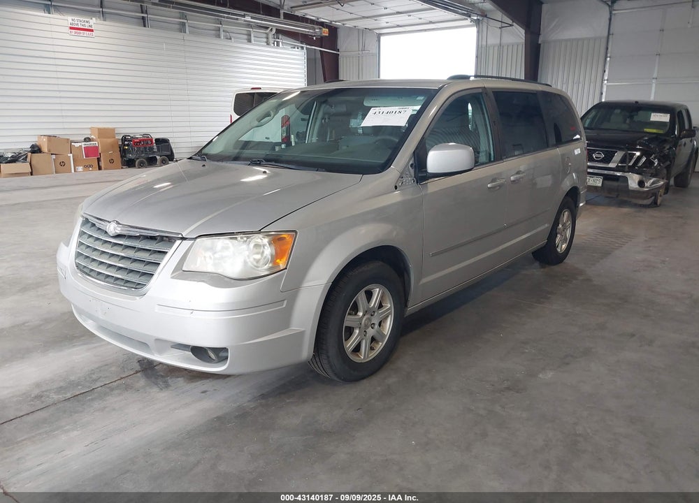 2010 CHRYSLER TOWN & COUNTRY TOURING VIN: 2A4RR5D13AR285016