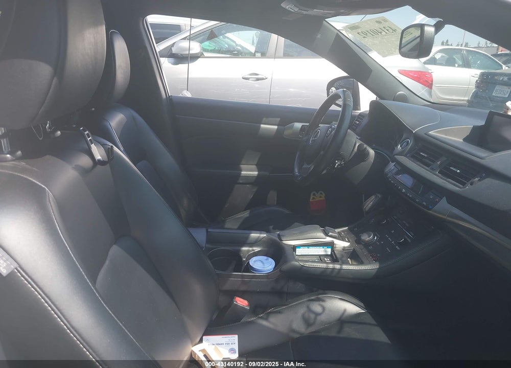2017 LEXUS CT 200H VIN: JTHKD5BH8H2283405
