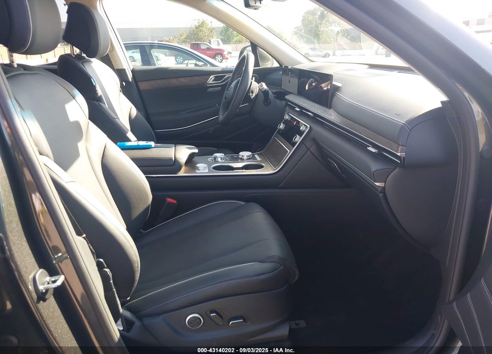 2025 GENESIS GV80 VIN: KMUHDESC1SU272593