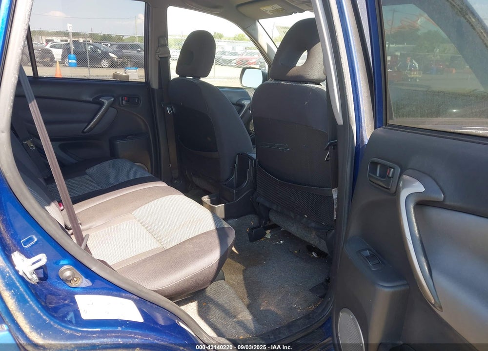 2004 TOYOTA RAV4 VIN: JTEHD20V546017552